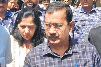 सांसदों के दलबदल पर एक्शन की तैयारी, संजय सिंह ने उठाई अयोग्यता की मांग