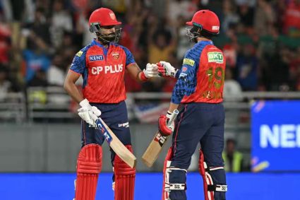 मुंबई इंडियंस की चौथी लगातार हार, पंजाब किंग्स ने 7 विकेट से हराया