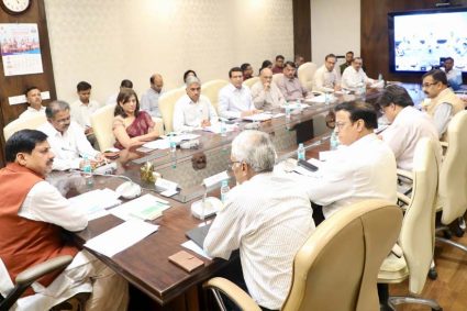 जनकल्याण के कामों में तेज़ी लायें, निरीक्षण करें, गांवों में करें रात्रि विश्राम : मुख्यमंत्री डॉ. यादव