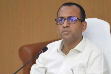 अम्बिकापुर : भाषा के आधार पर भेदभाव करने वाले किड्स एकेडमी पर कार्रवाई, 1 लाख रुपये का जुर्माना