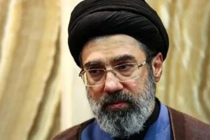 ‘ईरान बना चौथी सबसे बड़ी ताकत’, अमेरिकी विशेषज्ञ रॉबर्ट पेप ने तेहरान के न डरने की वजह बताई