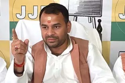 ‘राहुल गांधी को मीट-मुर्गा बनाएं, प्रियंका ही चला सकती हैं INDIA ब्लॉक’: तेज प्रताप यादव