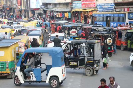 इंदौर में 6 हजार से ज्यादा ई-रिक्शाओं के रजिस्ट्रेशन, जोन अनुसार कलर करवा रहे संचालक, नई व्यवस्था शुरू होगी