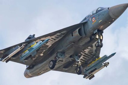 जल्दी चाहिए तेजस MK-1A फाइटर जेट, HAL के नए सीएमडी के साथ वायुसेना करेगी बैठक