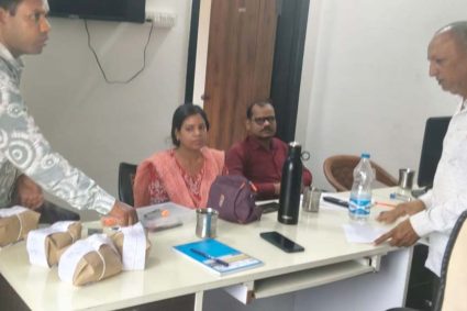 रायपुर : खाद्य एवं औषधि प्रशासन टीम ने की गुणवत्ता जांच,स्वच्छता में कमी पर दुकान को नोटिस