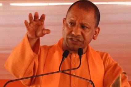 बंगाल में गरजे योगी: TMC के गुंडे 4 मई के बाद पंक्चर जोड़ते दिखेंगे