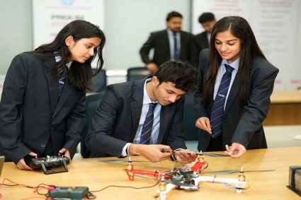 मध्यप्रदेश में इंजीनियरिंग शिक्षा का परिदृश्य बदल रहा, नहीं बनना चाहता इंजीनियर, 64 कॉलेज हुए बंद