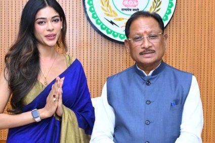 CM साय से मिली मिस इंडिया छत्तीसगढ़ अनुष्का सोन, विधानसभा में ऐतिहासिक सत्र सुनने पहुंची थी