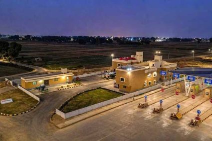 गंगा एक्सप्रेसवे पर टोल शुरू: जानिए प्रति किमी दरें और मेरठ–प्रयागराज सफर का खर्च