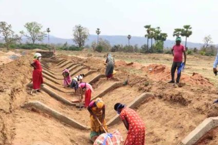 मनरेगा ई-केवाईसी में छत्तीसगढ़ नंबर-1, 97.11% सक्रिय श्रमिकों को मिली सुविधा