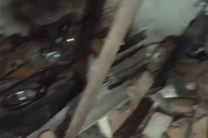 कोरबा में देर रात हादसा: निर्माणाधीन मकान की दीवार गिरी, दंपति और मासूम मलबे में दबकर घायल