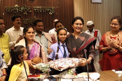 इसरो के यंग साइंटिस्ट प्रोग्राम में चयनित होने वाली हिमांशी साहू का कलेक्टर ने किया सम्मान इसरो के यंग साइंटिस्ट प्रोग्राम