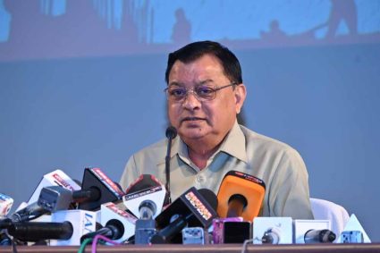 श्रमिक समाज की आधारशिला हैं और उनके बिना विकास की कल्पना अधूरी: श्रम मंत्री  लखनलाल देवांगन