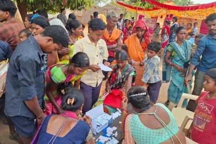 नारायणपुर के सबसे सुदूर ‘लंका’ गांव तक पहुंचा प्रशासन