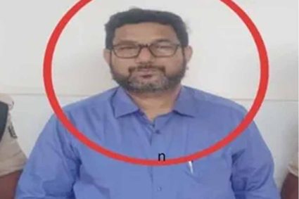 पटना में बड़ी कार्रवाई: अरबी-फारसी विश्वविद्यालय के सहायक कुल सचिव 2.5 लाख रिश्वत लेते गिरफ्तार