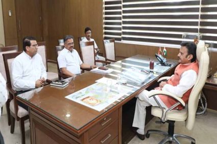 स्वास्थ्य सेवाओं को सुदृढ़ बनाने भर्ती प्रक्रियाओं को प्राथमिकता के साथ समय पर करें पूर्ण: उप मुख्यमंत्री  शुक्ल