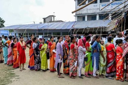 बंगाल के 15 मतदान केंद्रों पर री-पोलिंग, 9 बजे तक 16.23% वोटिंग